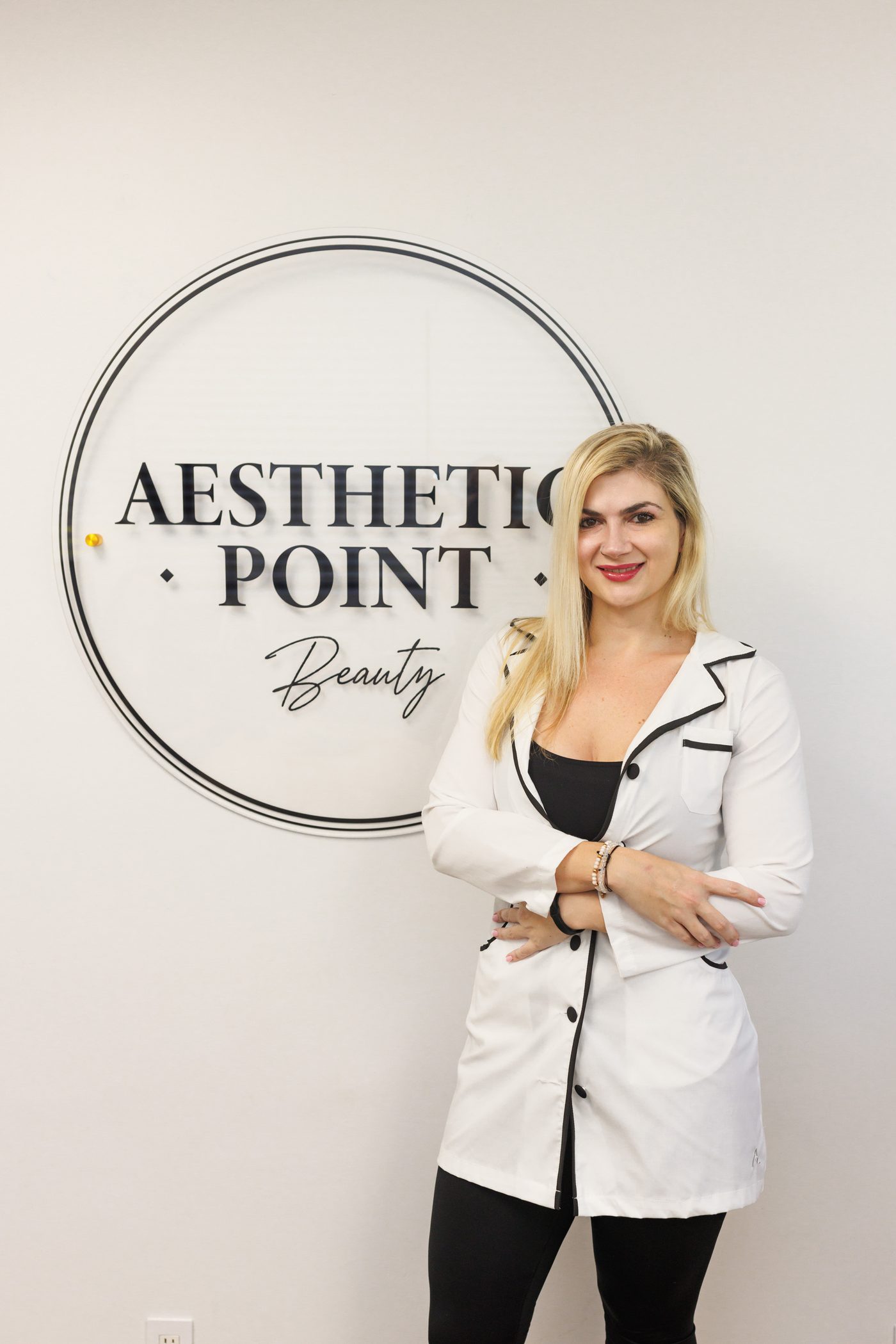 Jesica Jalaris, fundadora de Aesthetic Point, especialista en estética no invasiva en Miami